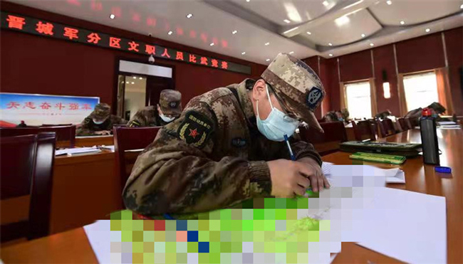  2025年第二批次国防大学直接选拔招录军官公告